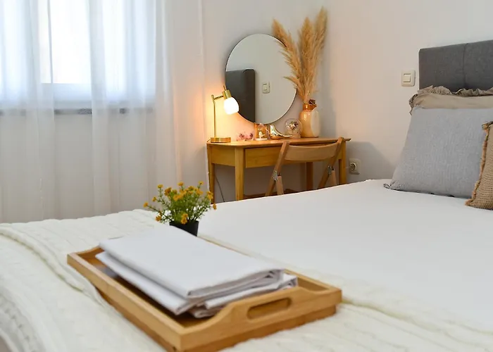 Sandra 2335 Πούλα