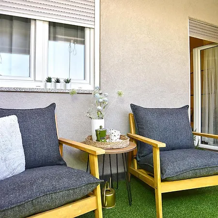 Sandra 2335 * 풀라